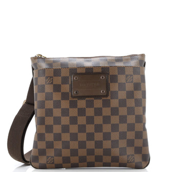 Louis Vuitton Brooklyn Pochette Plate Damier