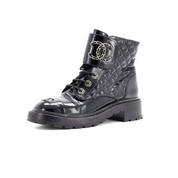 Chanel Women's Chain CC Cap Toe Lace Up Combat Boots Quilted Shiny Calfskin