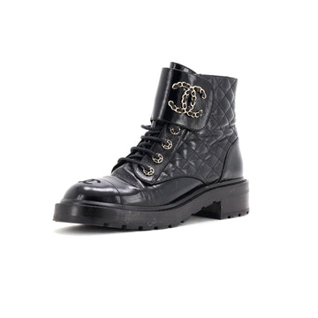 Chanel Women's Chain CC Cap Toe Lace Up Combat Boots Quilted Shiny Calfskin