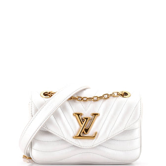 Louis Vuitton New Wave Chain Bag NM Quilted Leather MM