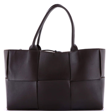 Bottega Veneta Arco Tote Maxi Intrecciato Leather Medium