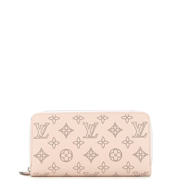 Louis Vuitton Zippy Wallet Mahina Leather