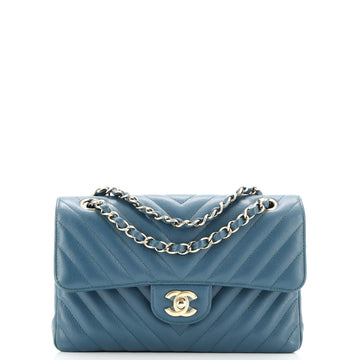 Chanel Classic Double Flap Bag Chevron Caviar Small