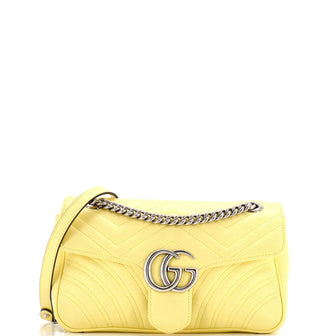Gucci GG Marmont Flap Bag Matelasse Leather Medium