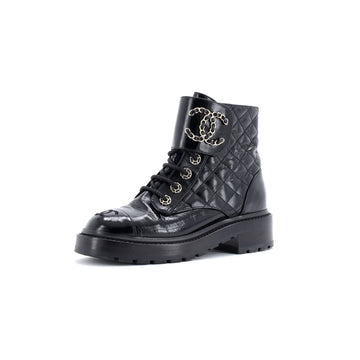 Chanel Women's Chain CC Cap Toe Lace Up Combat Boots Quilted Shiny Calfskin