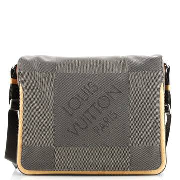 Louis Vuitton Terre Messenger Bag Damier Geant Canvas