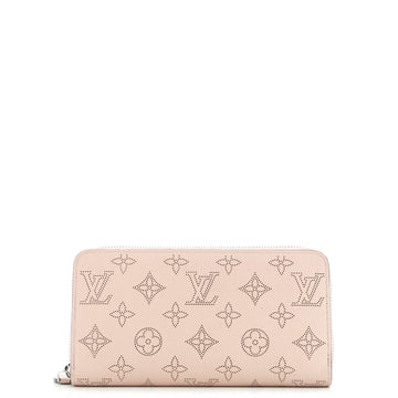 Louis Vuitton Zippy Wallet Mahina Leather