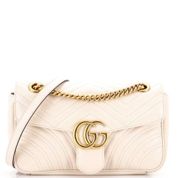 Gucci GG Marmont Flap Bag Matelasse Leather Medium