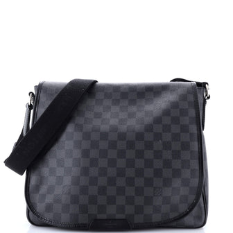 Louis Vuitton Daniel Messenger Bag Damier Graphite MM