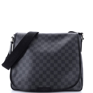 Louis Vuitton Daniel Messenger Bag Damier Graphite MM