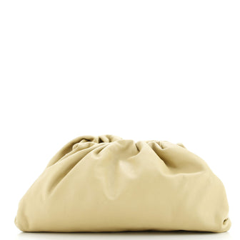 Bottega Veneta The Pouch Leather Teen