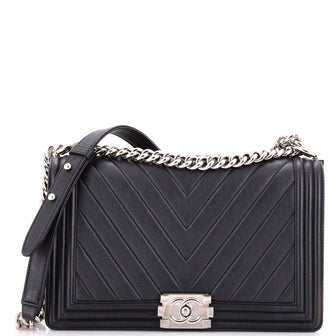 Chanel Boy Flap Bag Chevron Calfskin New Medium