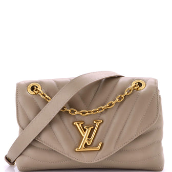 Louis Vuitton New Wave Chain Bag NM Quilted Leather MM