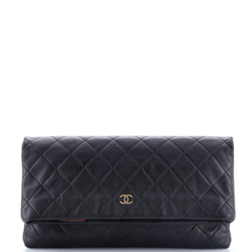 Chanel Beauty CC Clutch Quilted Lambskin