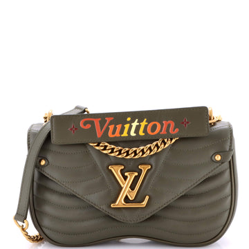 Louis Vuitton New Wave Chain Bag Quilted Leather MM