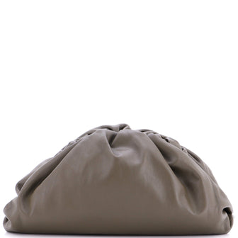 Bottega Veneta The Pouch Leather Teen