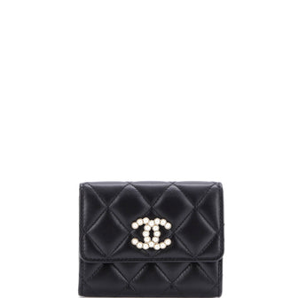 Chanel CC Pearl Flap Coin Purse Quilt Lambskin