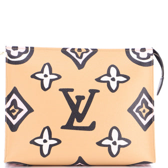 Louis Vuitton Toiletry Pouch Wild at Heart Monogram Giant 26