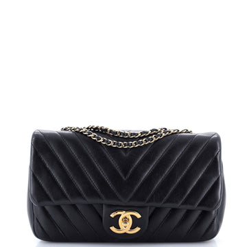 Chanel Classic Single Flap Bag Chevron Lambskin Medium