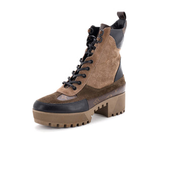 Louis Vuitton Women's Laureate Platform Desert Boots Leather with Suede