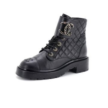 Chanel Women's Chain CC Cap Toe Lace Up Combat Boots Quilted Leather