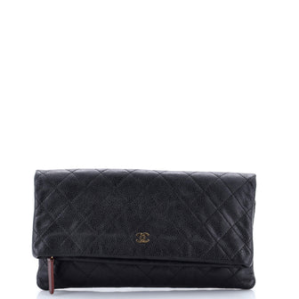 Chanel Beauty CC Clutch Quilted Caviar