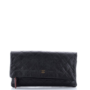 Chanel Beauty CC Clutch Quilted Caviar