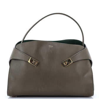 Salvatore Ferragamo Hug Shoulder Bag Leather Large