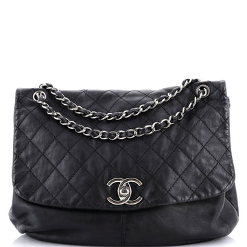 Chanel Trianon Messenger Bag Quilted Leather Large
