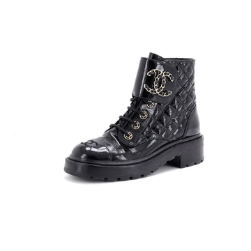 Chanel Women's Chain CC Cap Toe Lace Up Combat Boots Quilted Shiny Calfskin