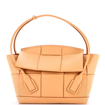 Bottega Veneta Arco Bag Maxi Intrecciato Leather Medium