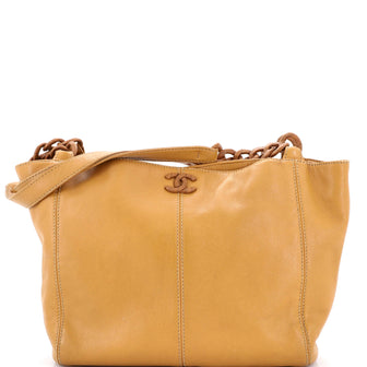 Chanel Vintage Wood Chain Tote Leather Medium