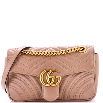 Gucci GG Marmont Flap Bag Matelasse Leather Medium