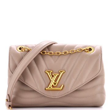 Louis Vuitton New Wave Chain Bag NM Quilted Leather MM