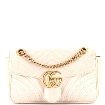 Gucci GG Marmont Flap Bag Matelasse Leather Medium