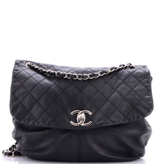 Chanel Trianon Messenger Bag Quilted Leather Large