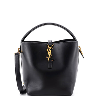 Le 37 Bucket Bag Leather