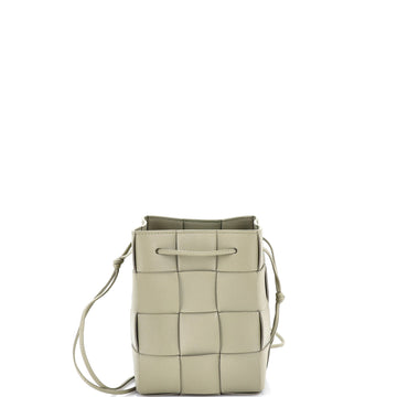 Bottega Veneta Cassette Bucket Bag Maxi Intrecciato Leather Small