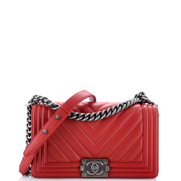 Chanel Boy Flap Bag Chevron Lambskin New Medium