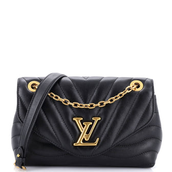 Louis Vuitton New Wave Chain Bag NM Quilted Leather MM