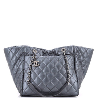 Chanel Week End On Mars Tote Quilted Lambskin Medium