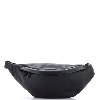 Louis Vuitton Discovery Bumbag Monogram Shadow Leather PM