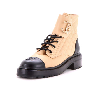 Chanel Women's Chain CC Cap Toe Lace Up Combat Boots Quilted Leather