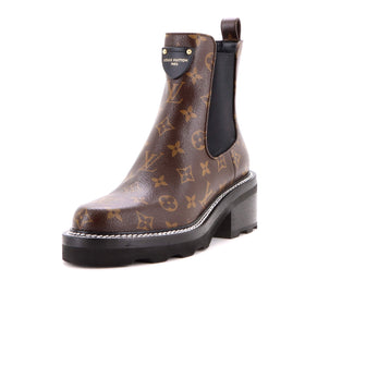 Louis Vuitton Women's LV Beaubourg Ankle Chelsea Boots Patent Monogram Canvas
