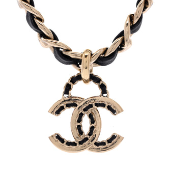 Chanel Woven Chain CC Pendant Chunky Choker Necklace Metal and Leather