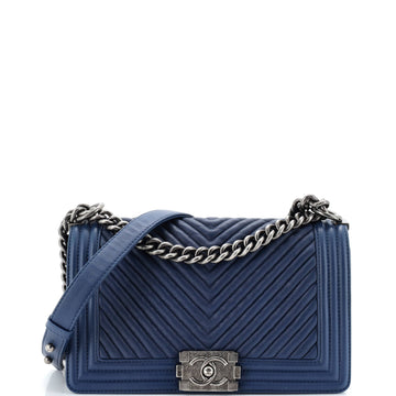 Chanel Boy Flap Bag Chevron Wrinkled Lambskin Old Medium