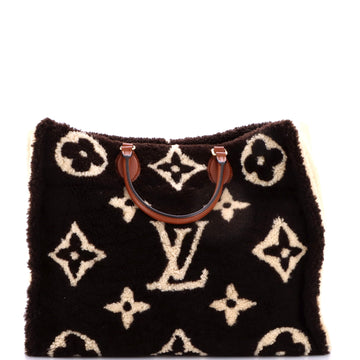 Louis Vuitton OnTheGo Tote Monogram Giant Teddy Fleece GM