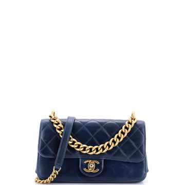 Chanel Paris-Cosmopolite Straight Lined Flap Bag Quilted Aged Calfskin Small