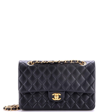 Chanel Classic Double Flap Bag Quilted Lambskin Medium