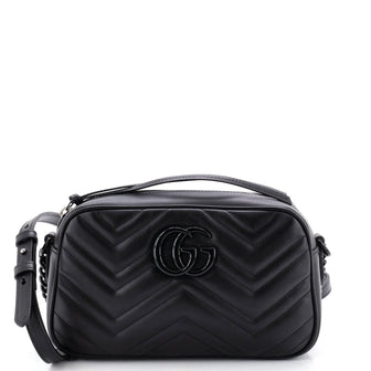 Gucci GG Marmont Shoulder Bag Matelasse Leather Medium